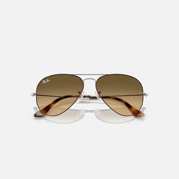 Ray-Ban Classic Aviator RB3025 Sunglasses - Picture 2 of 14